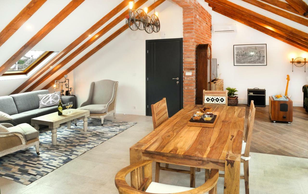 Apartment Holiday In Podstrana Eksteriør billede
